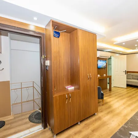 Hatem's House In Taksim Istanbul
