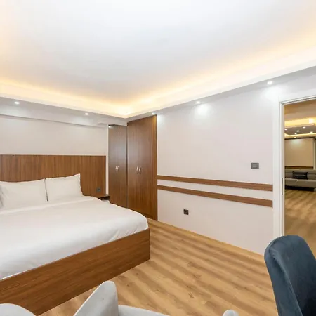 Hatem's House In Taksim Apartment